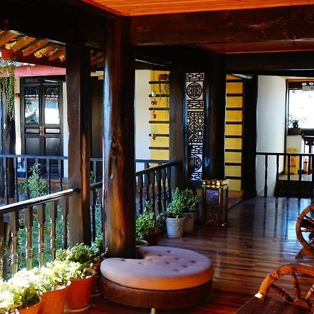 Lijiang Wangjia Courtyard Inn Exterior photo
