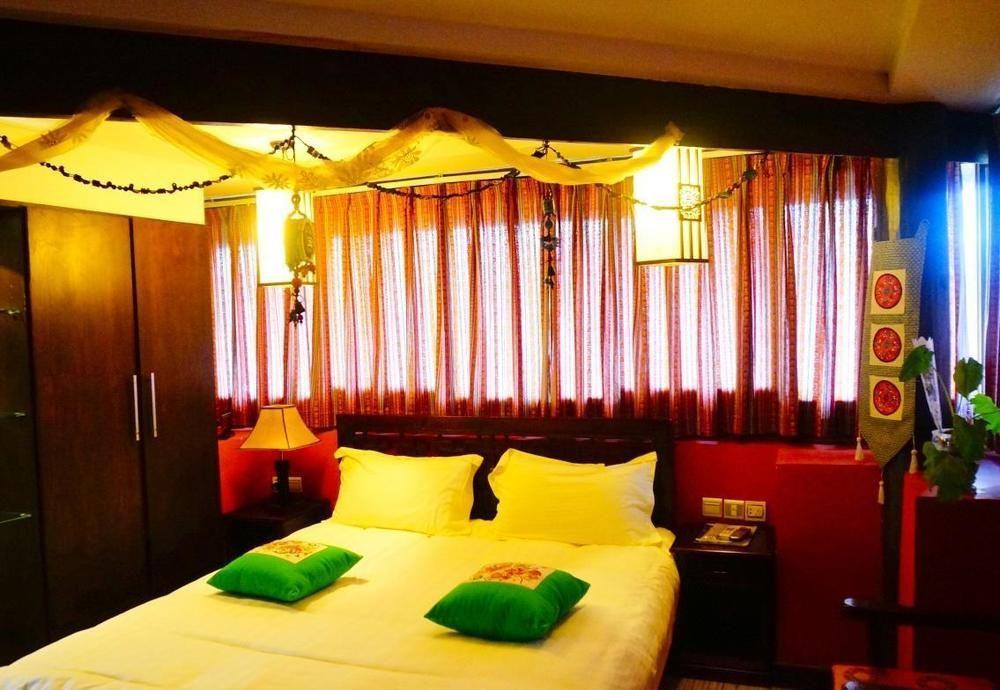 Lijiang Wangjia Courtyard Inn Exterior photo