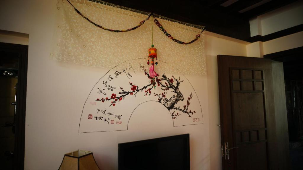 Lijiang Wangjia Courtyard Inn Room photo