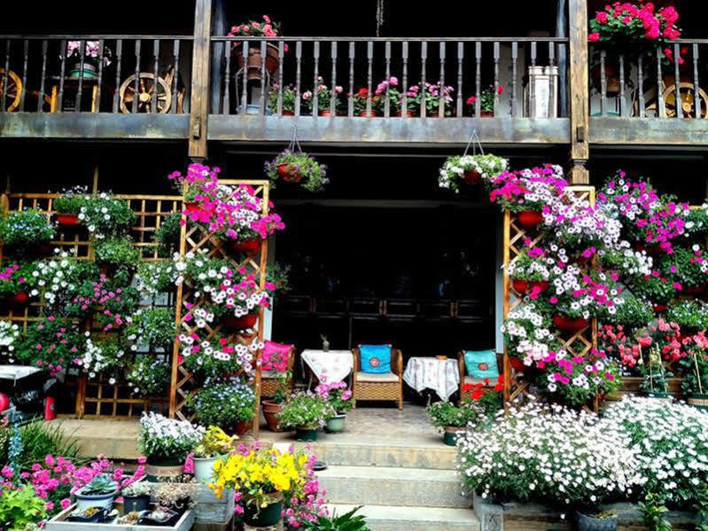Lijiang Wangjia Courtyard Inn Exterior photo